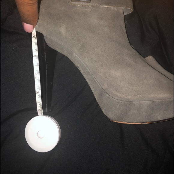 Michael kors peep toe platform pumps - Picture 6 of 6